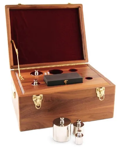 Metric Sets – Range: 1 kg · Class 0, Class 1, Class 3, Class 4